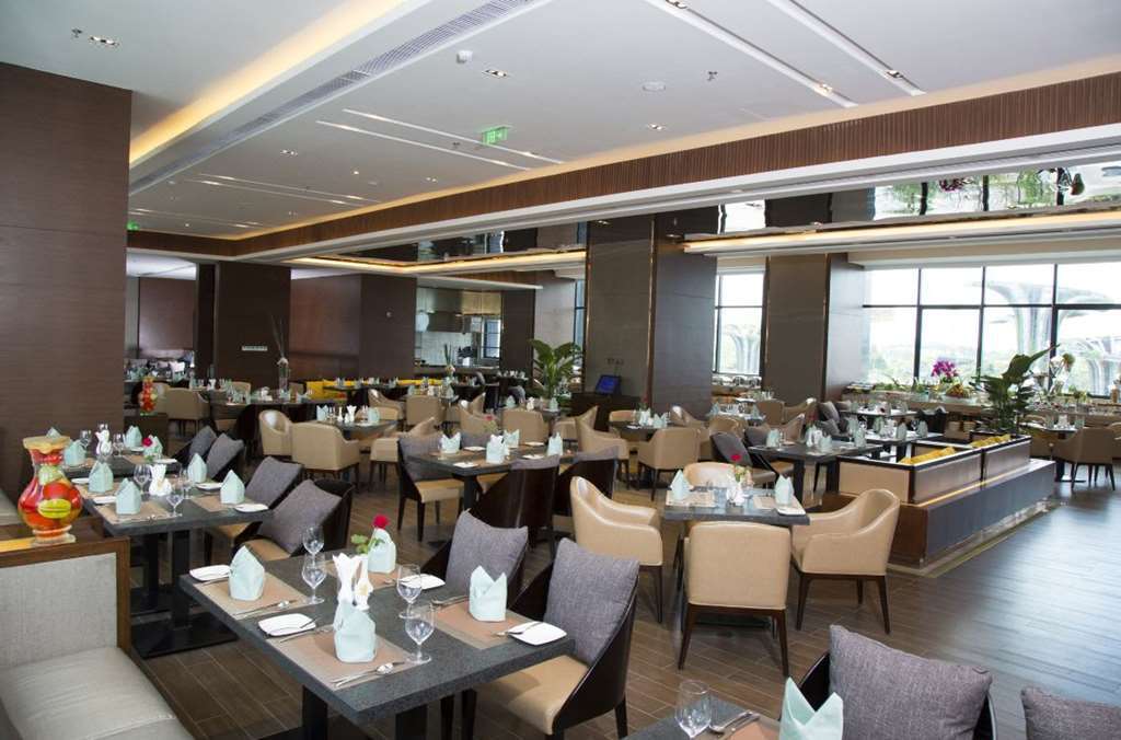 Clifford Suites Canton Restaurant photo